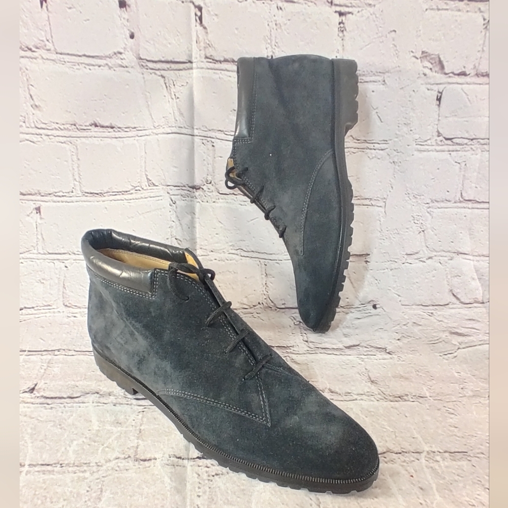 Salvatore Ferragamo Vibram Suede Chukka Boots 7.5